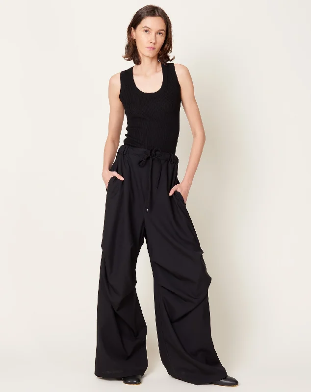 Pleat Knee Trouser in Black