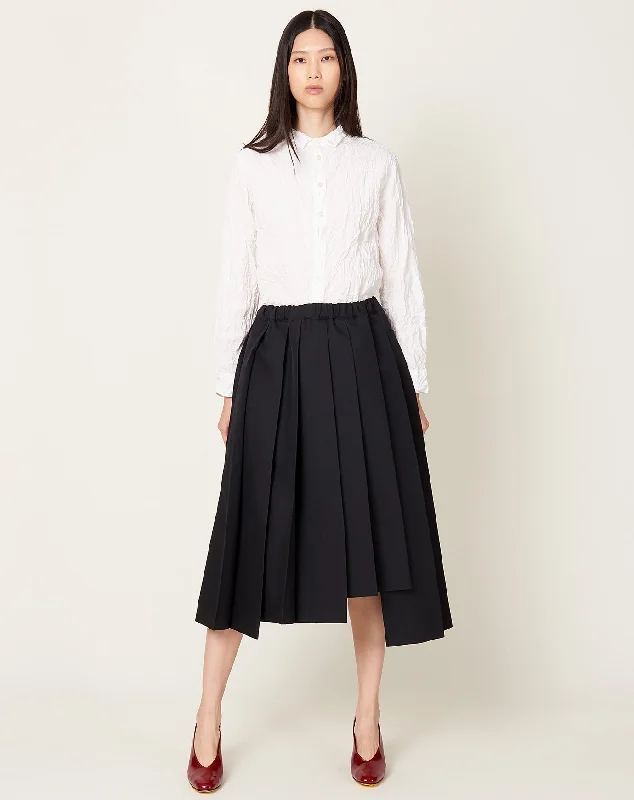 Wide Fold Pleat Skirt in Black