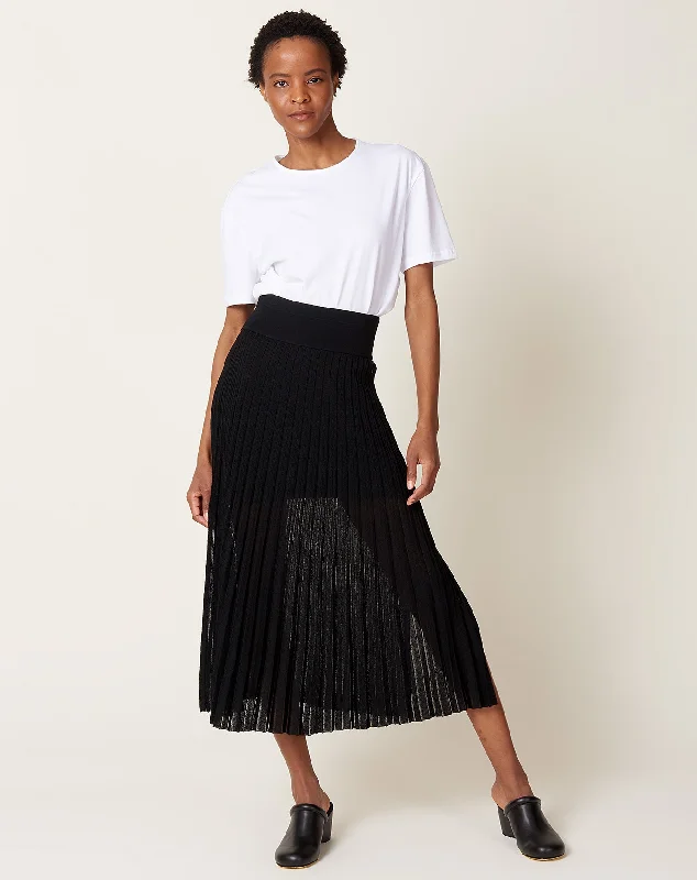 Sheer Pleat Skirt in Black