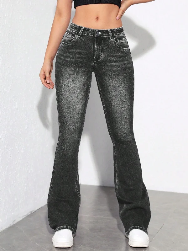 Amy Fashion - Slant Pocket Flare Leg Jeans