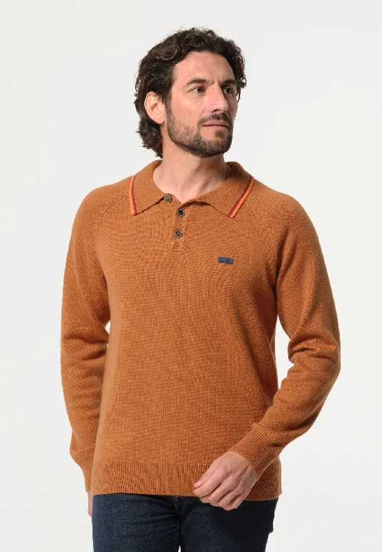 Pull homme brun avec col façon polo