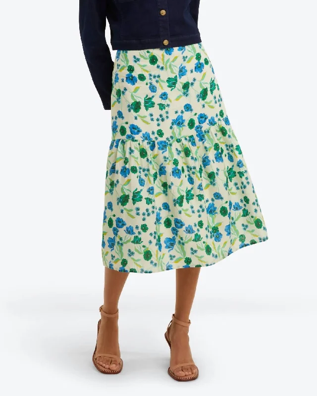 Midi Skirt In White Field Poppy