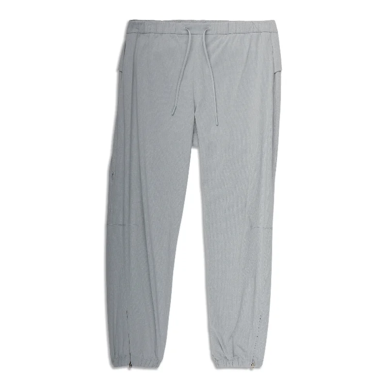 Essential Affinity Mid Rise Jogger - Resale